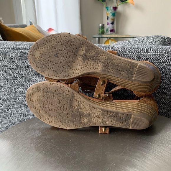 Minnetonka suede Ankle Wedge Sandals Studded Fringe southwestern women’s 9 Brown - Picture 7 of 7